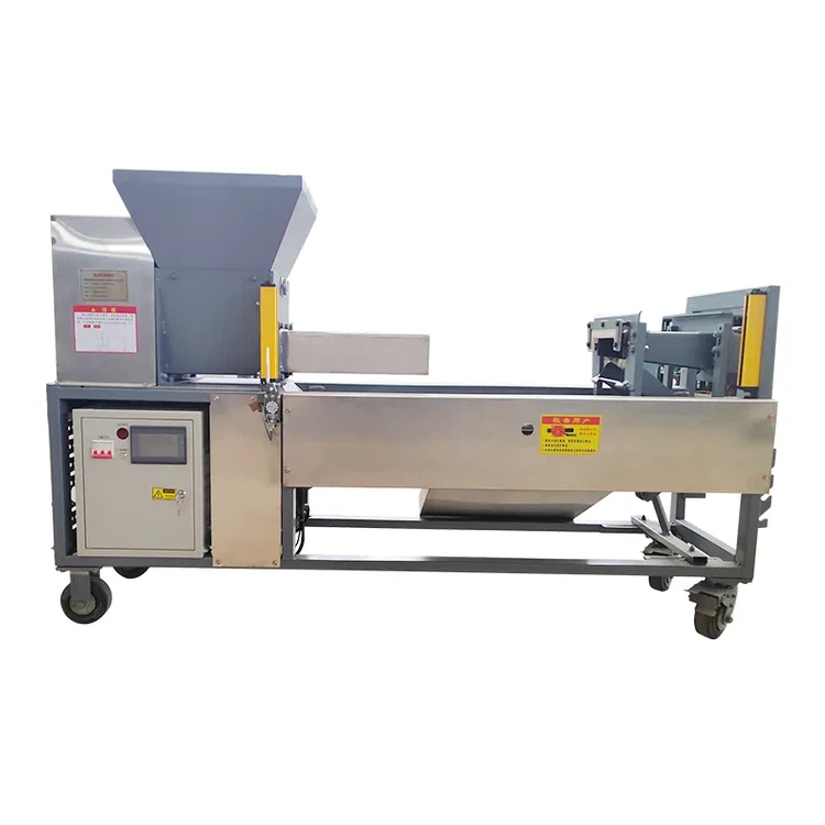 Efficient bagging machine for mushroom Efficient bagging machine for mushroom